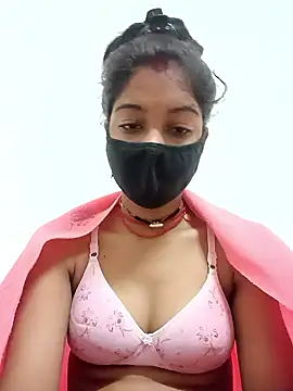 Snapshot of Chandni_Love143 chatting on January 7, 2026, 1:43 am Chandni Love143 online show from January 7, 2026, 1:43 am