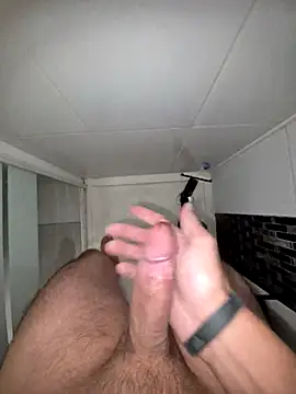 suckpo online show from October 28, 2025, 6:18 pm