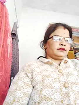 Bhavna hot online show from December 5, 2025, 8:24 am