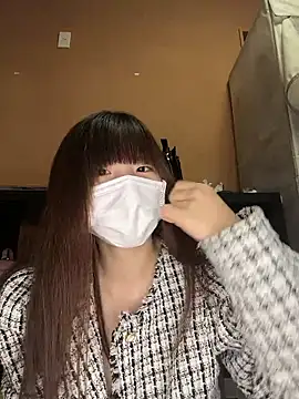 Snapshot of natsumiii chatting on October 4, 2025, 2:51 pm natsumiii online show from October 4, 2025, 2:51 pm