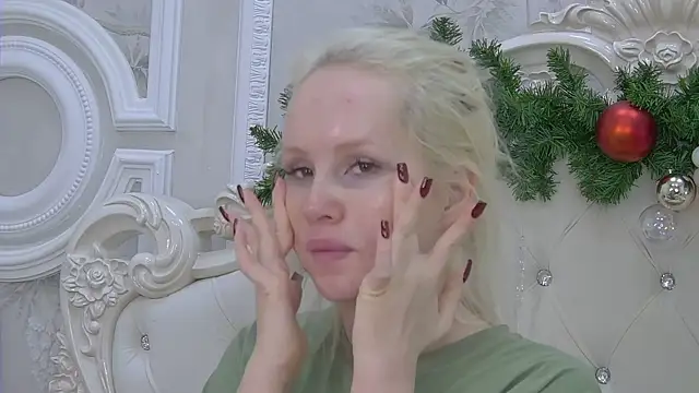 EllieFrosty  online show from January 6, 2026, 7:51 pm