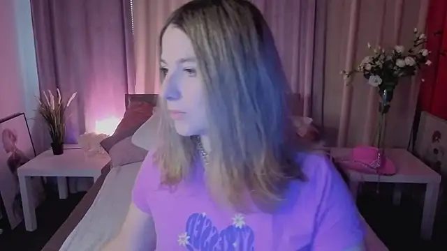 evafolver online show from October 11, 2025, 6:14 am