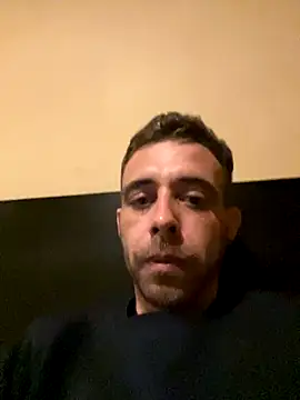 Tiago00987 online show from November 14, 2025, 8:23 pm