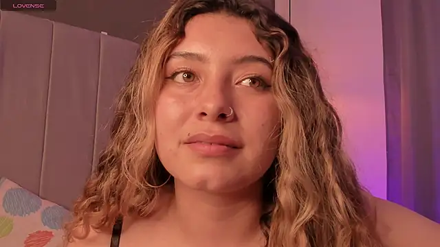 valeria rouse28 online show from October 28, 2025, 9:25 pm