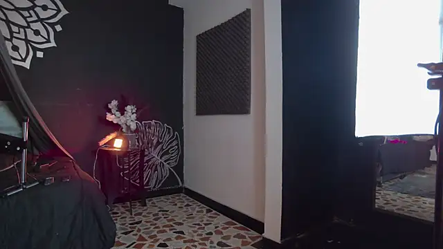 Maylu Fox online show from November 10, 2025, 12:32 pm