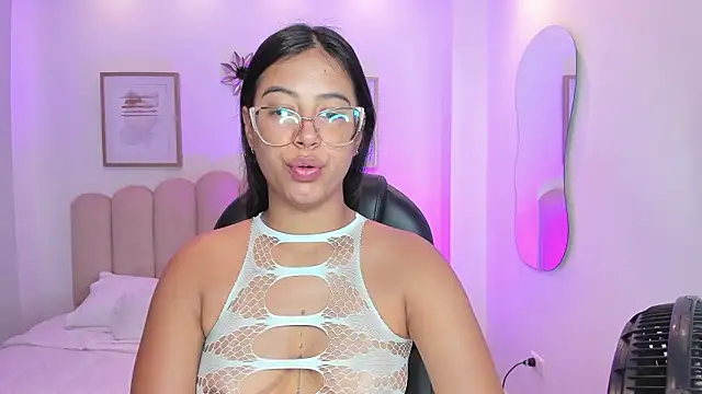 raven stonee online show from March 5, 2026, 10:59 pm