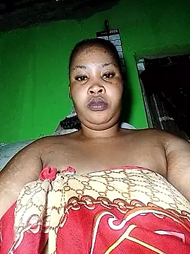 OCEANSQUITERXXX online show from February 11, 2026, 3:39 am