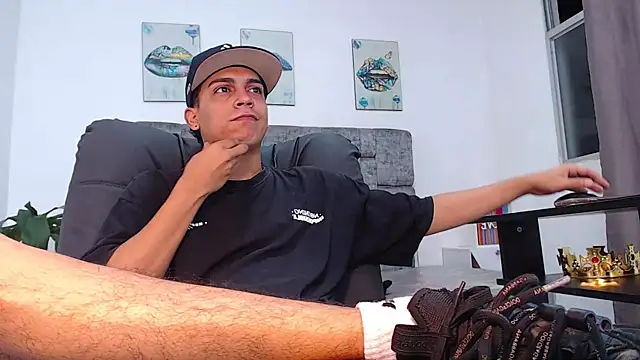 david santos16 online show from October 19, 2025, 1:41 am