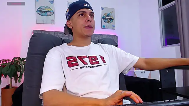 david santos16 online show from October 31, 2025, 11:55 pm