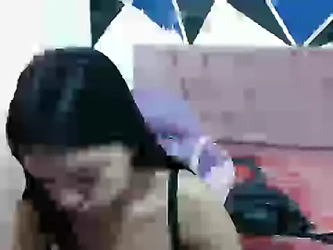 shy luna18 online show from October 20, 2025, 12:27 pm