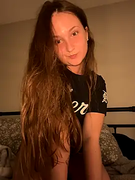 MadilynX777 online show from September 18, 2025, 12:57 am