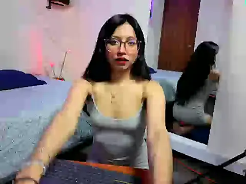 VioletxBloom online show from November 27, 2025, 1:17 am