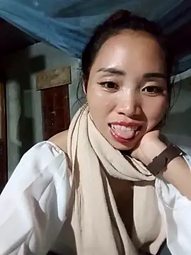 Snapshot of sulove_xx chatting on October 14, 2025, 3:01 pm sulove xx online show from October 14, 2025, 3:01 pm