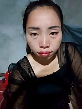 Snapshot of sulove_xx chatting on October 25, 2025, 1:05 am sulove xx online show from October 25, 2025, 1:05 am