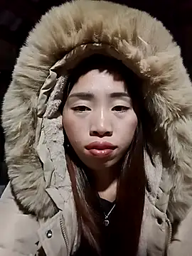 Snapshot of sulove_xx chatting on November 19, 2025, 3:45 pm sulove xx online show from November 19, 2025, 3:45 pm