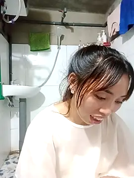 Snapshot of sulove_xx chatting on October 7, 2025, 4:52 pm sulove xx online show from October 7, 2025, 4:52 pm