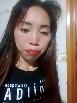 Snapshot of sulove_xx chatting on October 17, 2025, 1:57 pm sulove xx online show from October 17, 2025, 1:57 pm