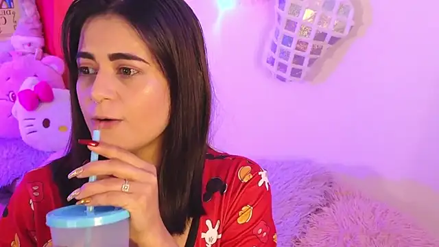 bella thixx online show from December 23, 2025, 2:22 am