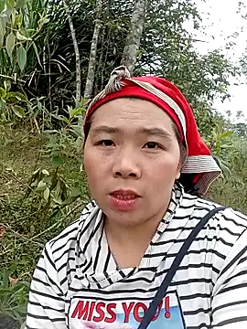 quynhkoolbae online show from November 22, 2025, 2:21 am