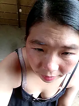 quynhkoolbae online show from October 9, 2025, 3:40 am