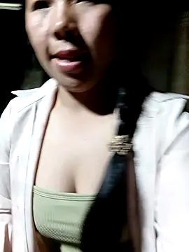 quynhkoolbae online show from September 27, 2025, 11:27 am