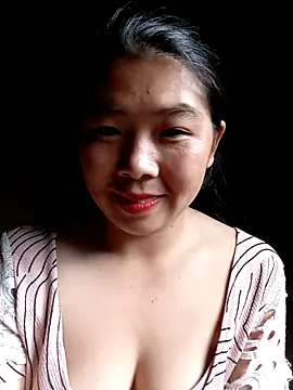 quynhkoolbae online show from September 22, 2025, 1:44 am