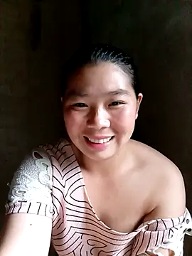 quynhkoolbae online show from October 13, 2025, 11:38 pm