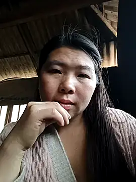 quynhkoolbae online show from April 9, 2026, 1:40 am