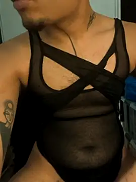 Snapshot of IskanderDemian chatting on February 15, 2026, 7:02 pm IskanderDemian online show from February 15, 2026, 7:02 pm