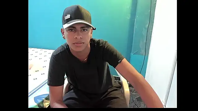 Andrew25- online show from August 5, 2026, 10:04 pm