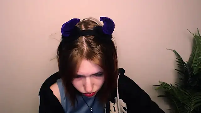 Snapshot of GuessMe___ chatting on January 31, 2026, 7:45 pm GuessMe online show from January 31, 2026, 7:45 pm