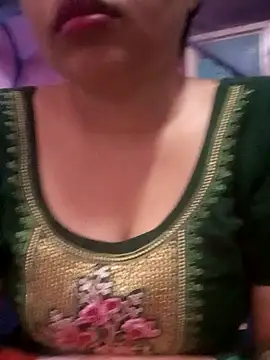 TINASONI online show from September 28, 2025, 2:18 am