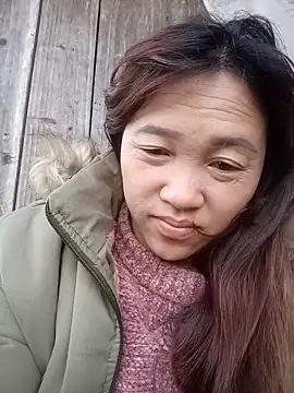 miumiu 00 online show from November 29, 2025, 11:38 pm