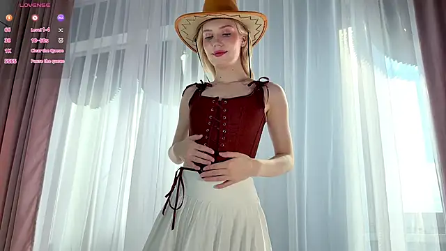 GlaydsLeveto online show from April 10, 2026, 4:52 am