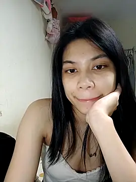 Snapshot of Katanh chatting on October 29, 2025, 12:37 pm Katanh online show from October 29, 2025, 12:37 pm