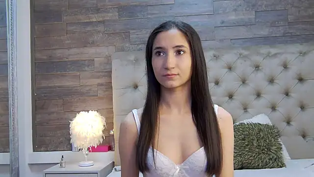 Snapshot of CarolinaBlair chatting on October 15, 2025, 8:22 am CarolinaBlair online show from October 15, 2025, 8:22 am