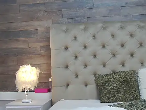 Snapshot of CarolinaBlair chatting on November 8, 2025, 7:28 pm CarolinaBlair online show from November 8, 2025, 7:28 pm