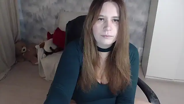 AdelinaLawson online show from November 5, 2025, 5:32 am