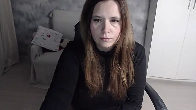 AdelinaLawson online show from November 24, 2025, 5:57 pm