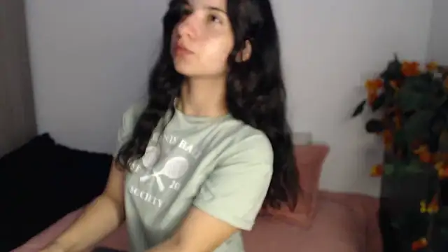   abrill   online show from November 26, 2025, 3:34 pm