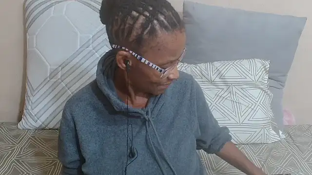 SugarPoppy24xxx online show from September 14, 2025, 5:30 am