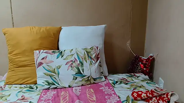 SugarPoppy24xxx online show from December 17, 2025, 5:18 pm