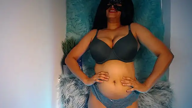 Snapshot of Spicy_Maxy chatting on June 27, 2026, 1:00 am Spicy Maxy online show from June 27, 2026, 1:00 am