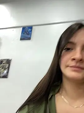 Danielaeliana online show from September 9, 2025, 9:13 pm