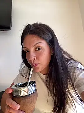 Snapshot of Danielaeliana chatting on February 20, 2026, 6:21 pm Danielaeliana online show from February 20, 2026, 6:21 pm