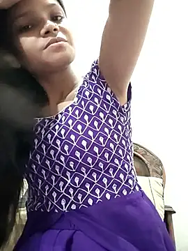 Komal0099 online show from October 21, 2025, 2:44 am