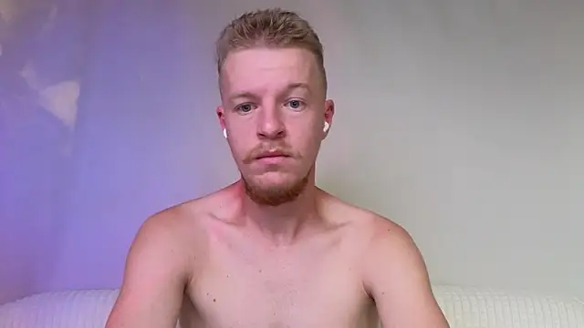 flowerhaze online show from October 8, 2025, 4:14 am