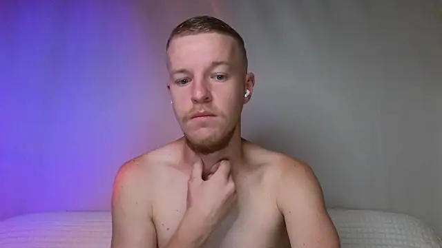 flowerhaze online show from October 4, 2025, 2:57 am