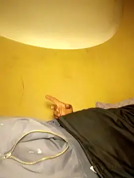 Vddiaz online show from November 21, 2025, 5:17 am