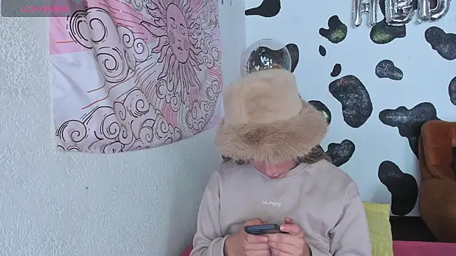 brihanna cooper online show from November 24, 2025, 1:33 pm